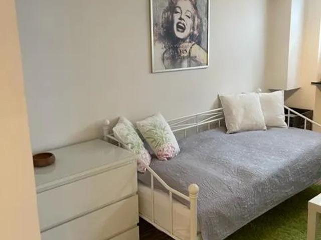 Hausen 8066820 perfect Single Apartment