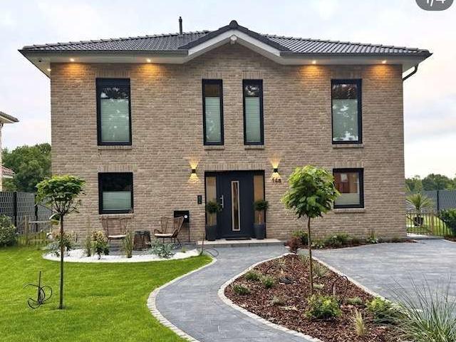 HÄUSER FÜR'S LEBEN Massivhäuser zu Traumpreisen Stadtvilla 145 mit 4 Zimmer in Kloster Lehnin