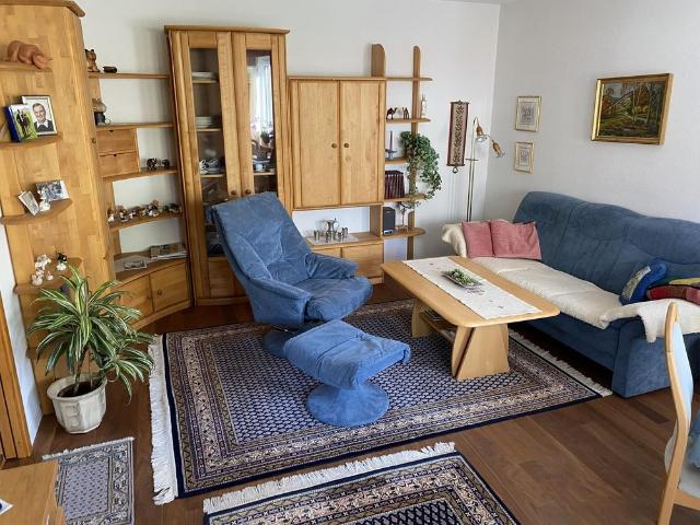 Hausteil mit 4,5 Zimmern mit grossem Garten