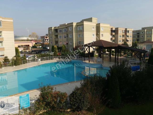 Havuz Önü 1+1 Eşyalı Arakat Satılık Daire