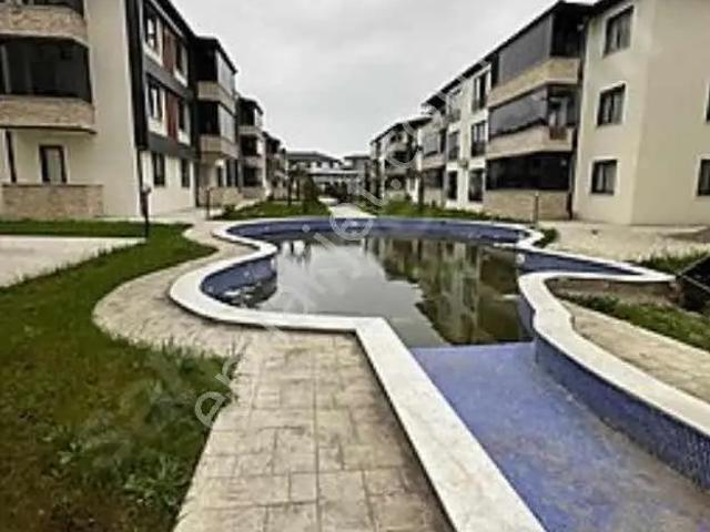 Havuzlu/çocuk Parklı Garden Sitesinde Eşyalı Daireler