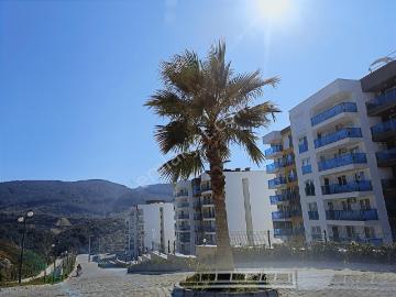 Havuzlu, Eşyalı, Katlamalı Cam Balkonlu, 57 M2 Satılık 1+1 Daire