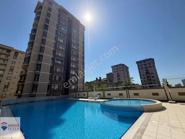 Havuzlu Kapalı Otoparklı Sitede 3+1 Satılık Daire