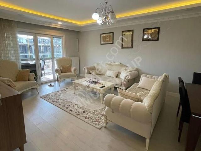 Havuzlu Lüx Site İçerisn De 2+1 Daire