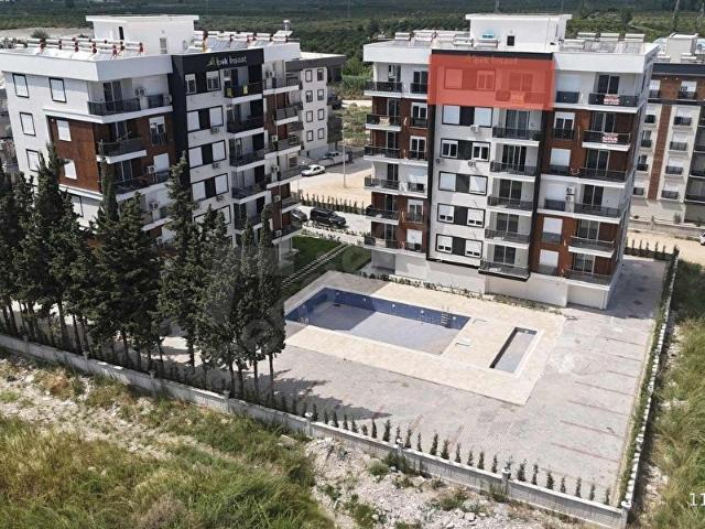 HAVUZLU SİTE İÇİNDE ANA YOL KENARI VE İSKANLI 6.KAT 2+1 DAİRE