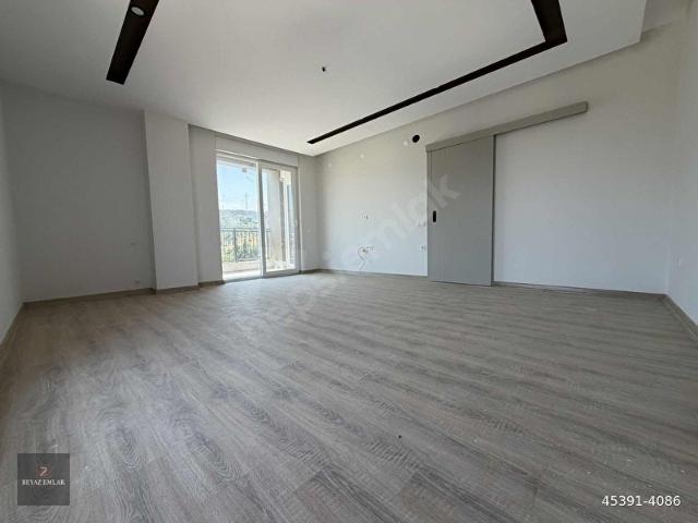 HAVUZLU SİTE İÇİNDE KATTA 2+1 SIFIR DAİRE