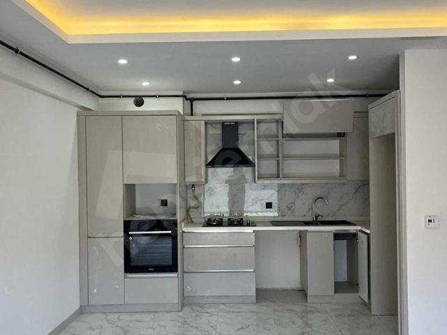 Havuzlu Site 3+1 115m Ebeveyn Banyolu Otoparklı Daire