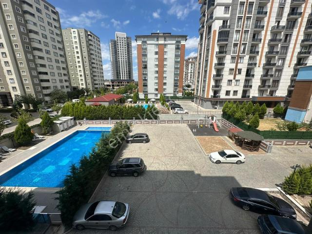 Havuzlu Site İçerisinde Kiralık 3+1 130 M2 Daire