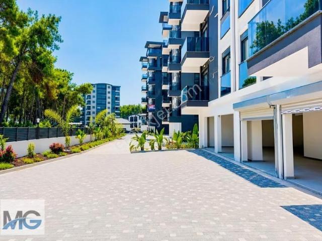 Havuzlu Site İçerisinde Sıfır Lüks 1+1 yatırıma Yaşama Uygun!