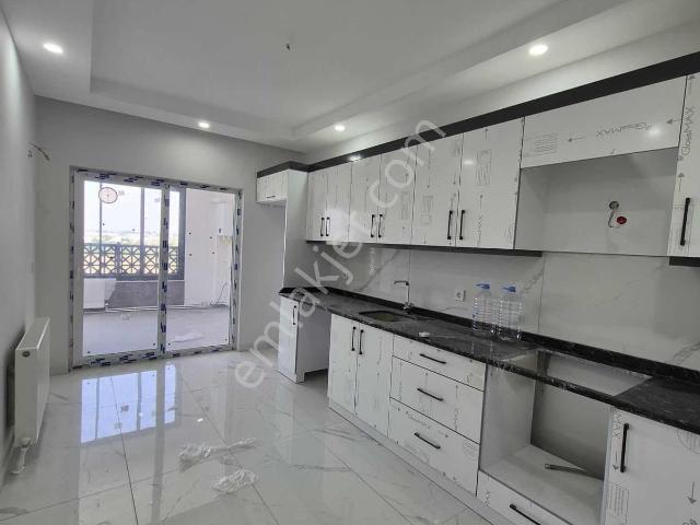 Havuzlu Site İçinde 2+1 Lüx Kiralik Daire