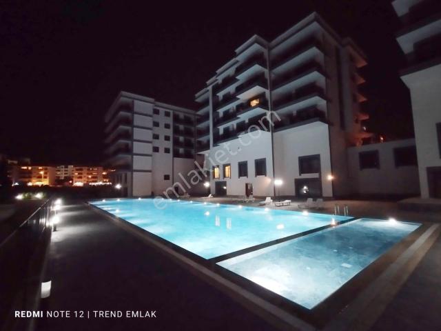 Havuzlu Sitede Çift Cepheli 2+1 Doğalgaz Isıtmalı Daire