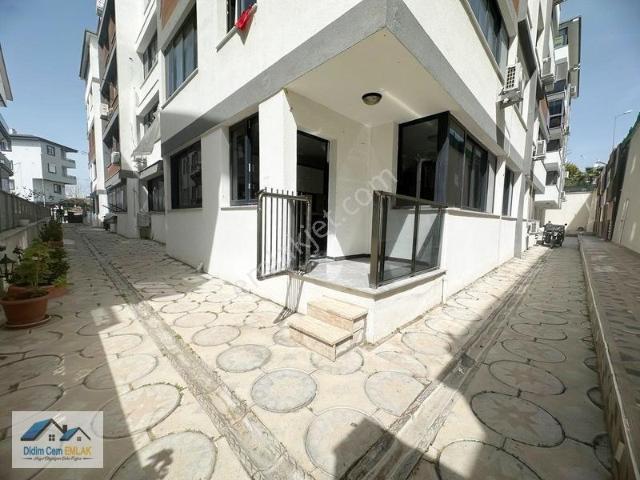 Havuzlu Sitede Müstakil Girişli Y. Giriş Kiralık 2+1 Daire