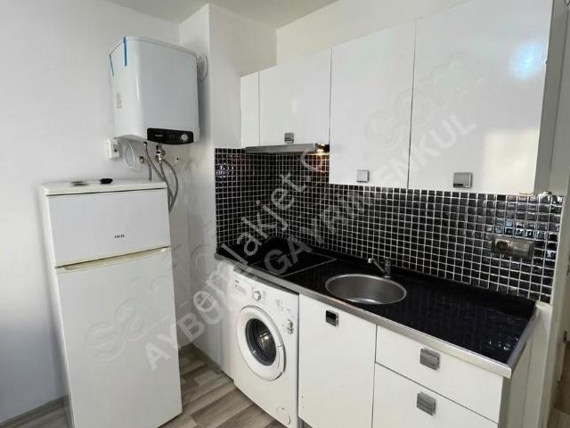 Havuzlu Yönetimli Site İçerisinde Sıfır Eşyalı 1+1 Geniş Apart