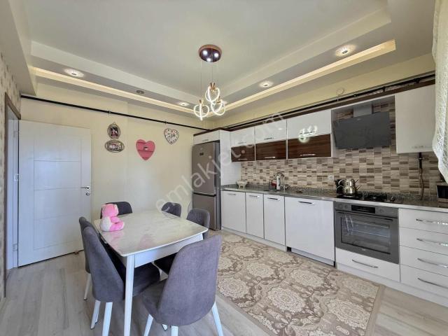 Havaalanı Ve Nevruz Park Civarı 3+1 Full Yapılı Arakat Daire !