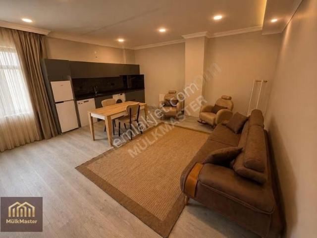 Havalimanı Yolu Üzerinde Full Eşyalı Stüdyo Daire