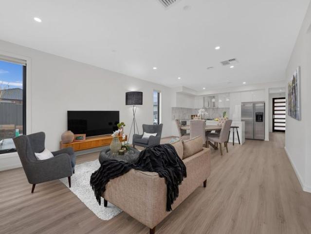 HAVE IT YOUR WAY FURNISHED OR UNFURNISHED!