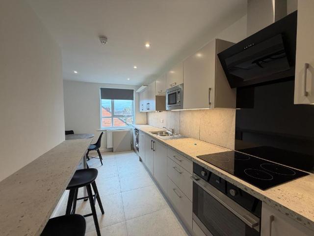 Havelock Place, Stoke On Trent ST1 1 bed in a house share to rent £498 pcm £115 pw