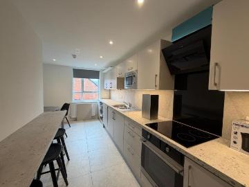 Havelock Place, Stoke On Trent ST1 6 bed flat to rent £2,730 pcm £630 pw