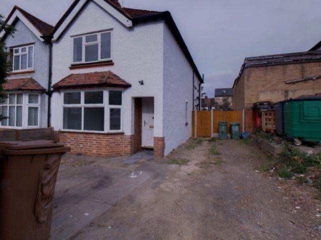Havelock Road, Oxford OX4, 4 bed semi detached house to rent, £3,200 pcm | PrimeLocation