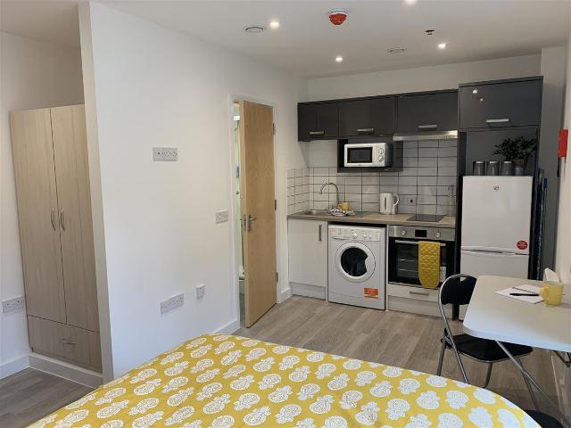Havelock Street, Canterbury, Kent CT1, Studio to rent, £875 pcm | PrimeLocation