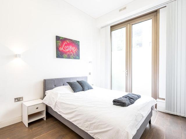 Haven Way, London SE1, 2 bed flat to rent, £2,670 pcm | PrimeLocation