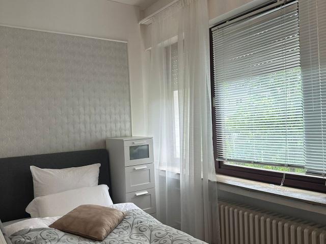 Haven Apartment, Dusseldorf Amsterdam Apartments for Rent