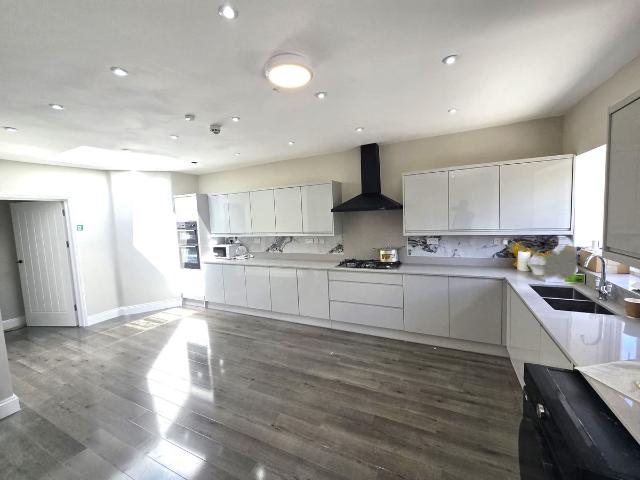Havering Road, Romford, Greater London RM1, 9 bed detached house to rent, £6,800 pcm | PrimeLocation
