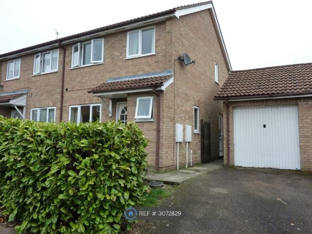 Haverscroft Close, Norwich NR8, 3 bed semi detached house to rent, £1,225 pcm | PrimeLocation