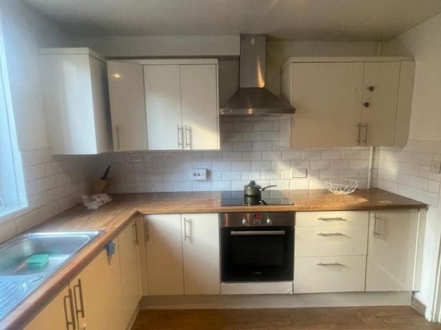 Havil Street SE5, 2 bed flat to rent, £2,500 pcm | PrimeLocation