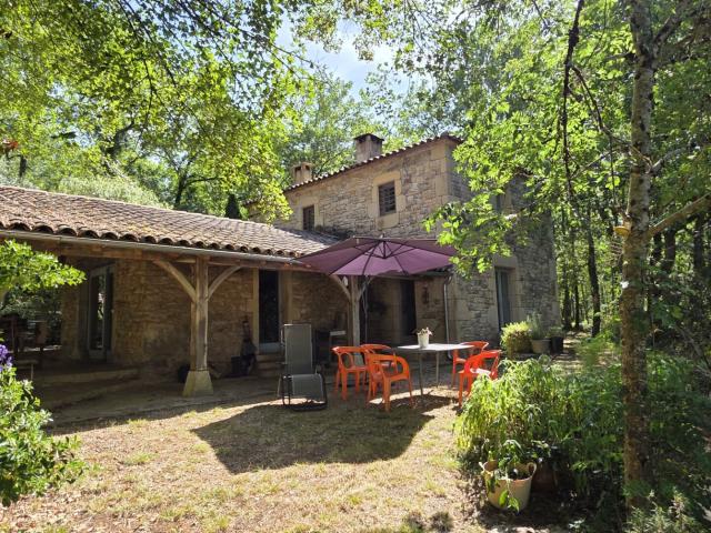 'Havre de paix' Maison avec piscine sur 3 hectares 97m² Saint Antonin Noble Val