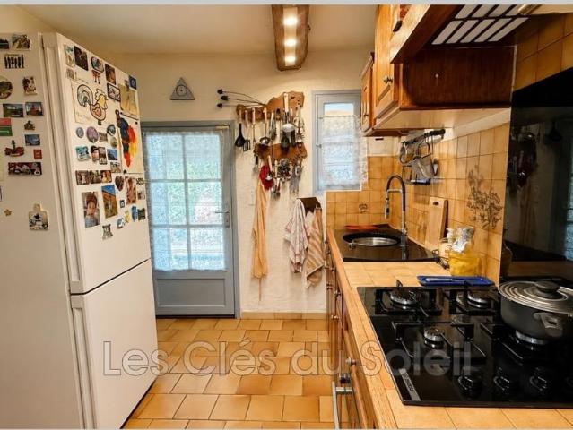 Havre de paix sur les hauteurs de Cotignac Nichée au c?ur d 90m² Cotignac