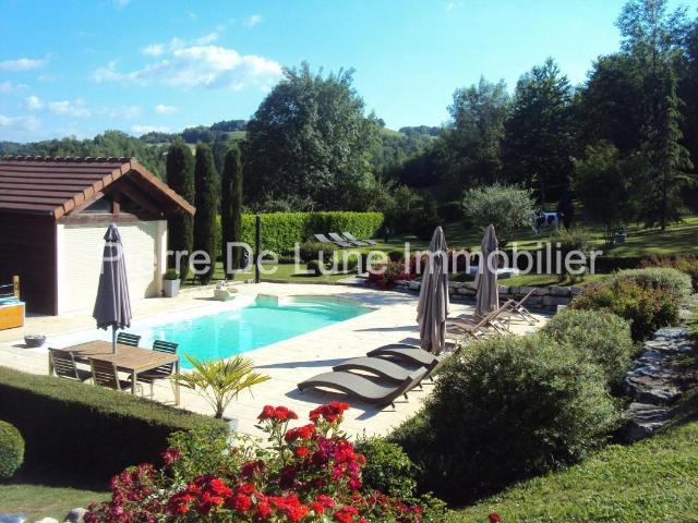 Havre de paix 345m² 7.500m² de parcelle 344m² Traize