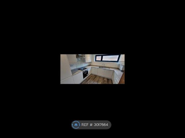Hawthorn View, York YO31, 2 bed flat to rent, £1,350 pcm | PrimeLocation