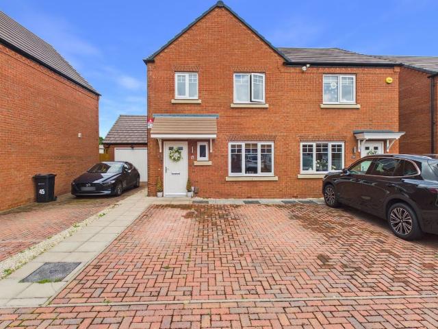 Hawthorn Way, Birmingham, West Midlands B38, 3 bed semi detached house to rent, £1,400 pcm | PrimeLocation