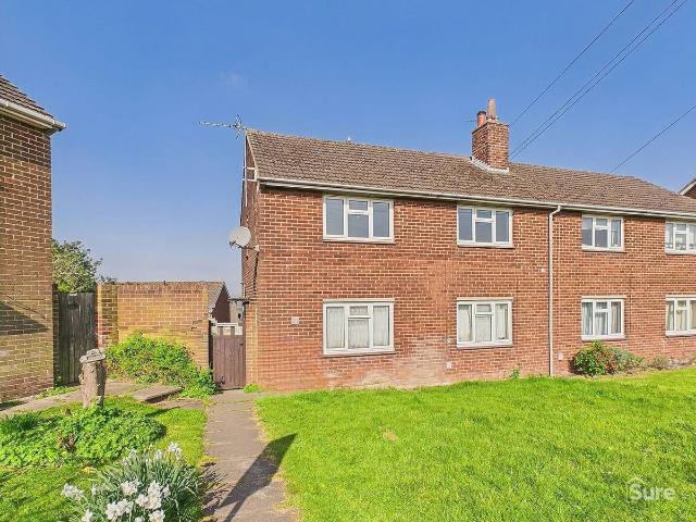 Hawthorn Crescent, Burton On Trent DE15, 2 bed flat to rent, £695 pcm | PrimeLocation