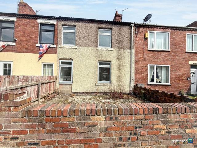 Hawthorn Road, Ashington. 2 bed ground floor flat to rent £600 pcm £138 pw