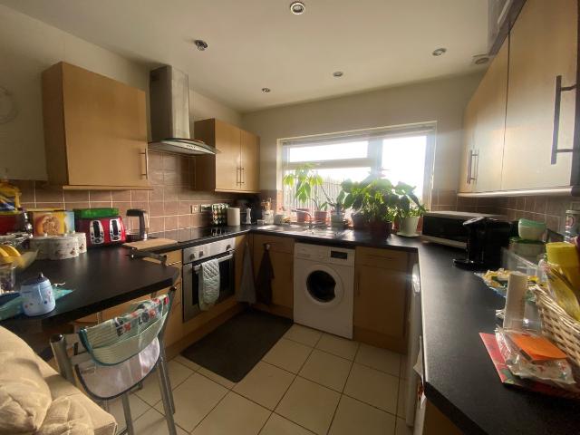 Hawthorn Road, Birmingham B44, 2 bed flat to rent, £825 pcm | PrimeLocation