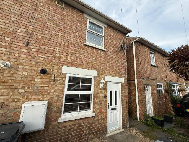Hawthorn Road, Emneth, Wisbech PE14, 2 bed semi detached house to rent, £795 pcm | PrimeLocation