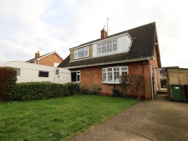 Hawthorn Road, Yaxley, Peterborough PE7, 3 bed semi detached house to rent, £1,200 pcm | PrimeLocation