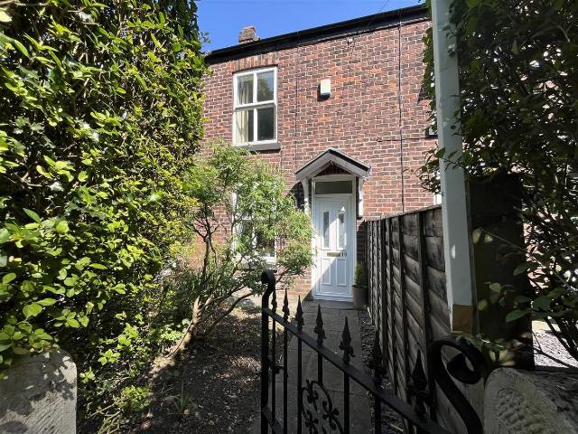 Hawthorn Street, Wilmslow, Cheshire SK9, 2 bed property to rent, £1,350 pcm | PrimeLocation