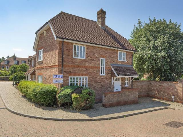 Hawthornden Close, Kings Hill ME19, 4 bed semi detached house to rent, £2,400 pcm | PrimeLocation