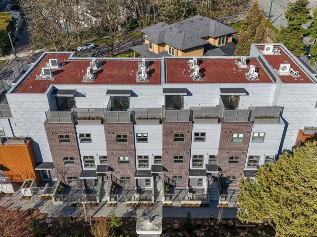 Hawthorne 4575 Granville St