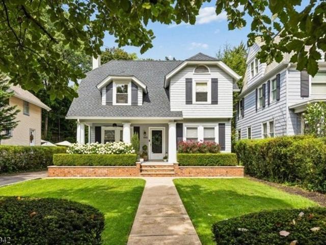 Hawthorne Ave, Glen Ridge Boro Township, Home For Sale