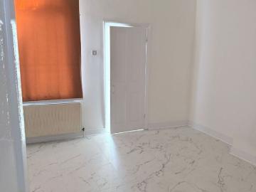 Wandle Park, London, Greater London - Equipped kitchen