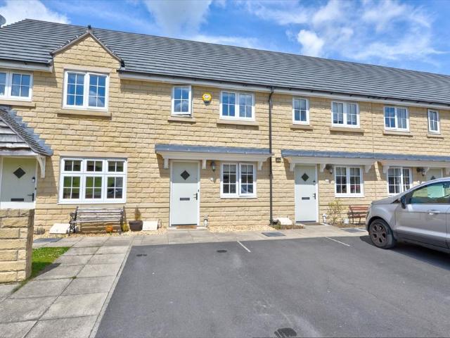 Hawthorne Road, Steeton, BD20 2 bed townhouse to rent £950 pcm £219 pw