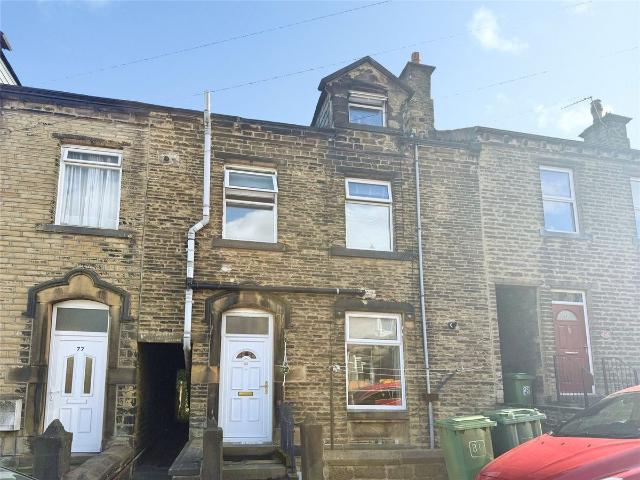 Hawthorne Terrace, Crosland Moor, Huddersfield HD4, 2 bed terraced house to rent, £825 pcm | PrimeLocation