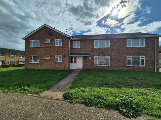 Hawthorns, King's Lynn PE30, 2 bed flat to rent, £825 pcm | PrimeLocation