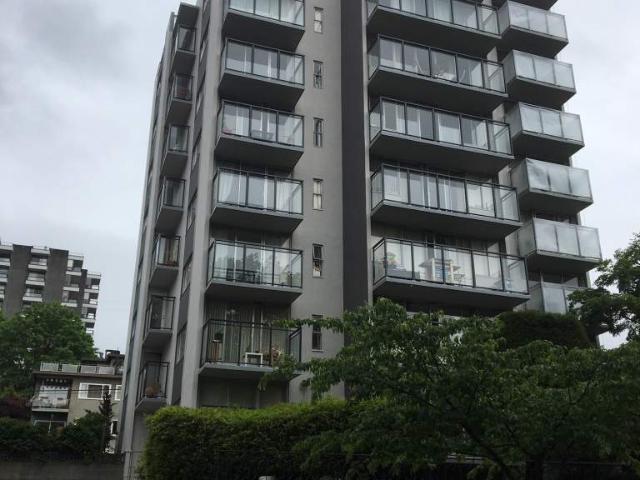 HAWAIIAN VILLA APTS