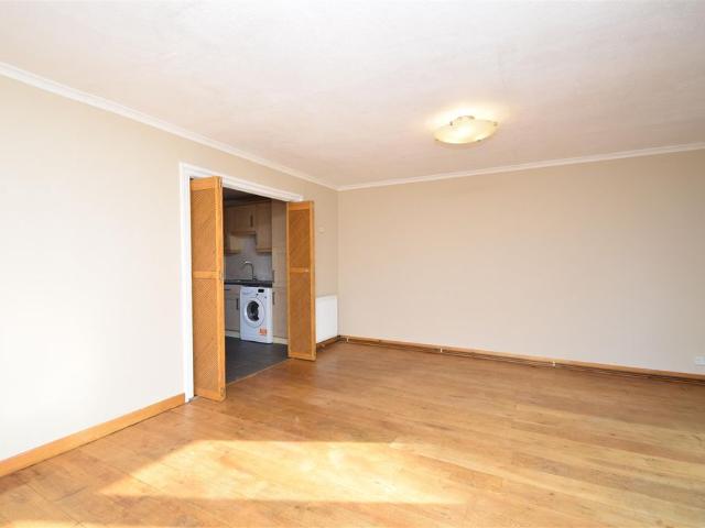Hawes Close, Northwood, HA6
