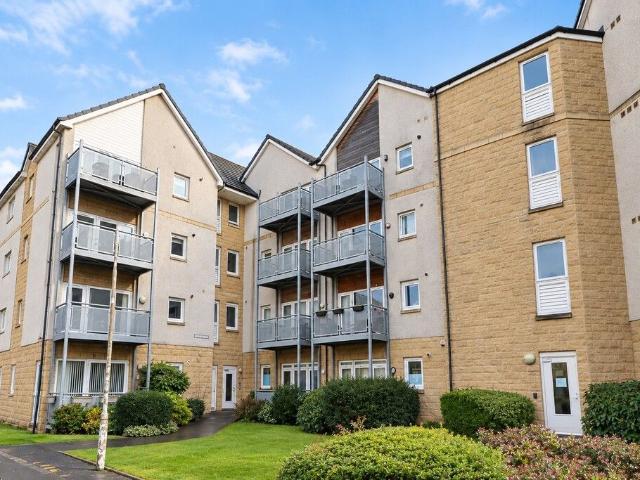 Hawk Brae, Livingston EH54, 2 bed flat to rent, £925 pcm | PrimeLocation